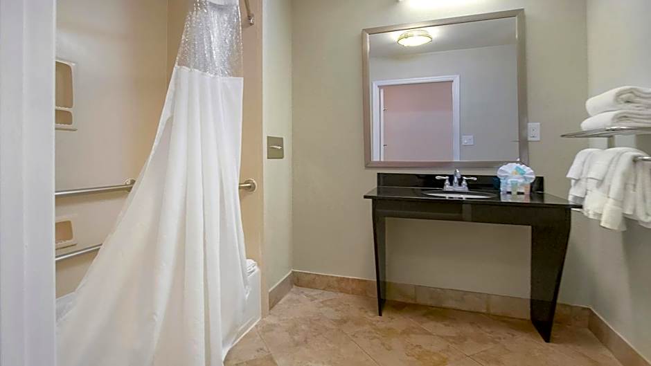 Galleria Palms Hotel