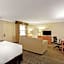 La Quinta Inn & Suites by Wyndham And Conference Center San Angelo