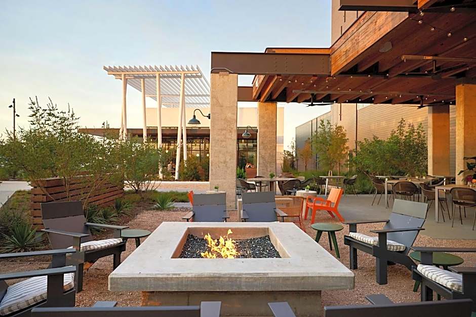 The Stella Hotel, Autograph Collection