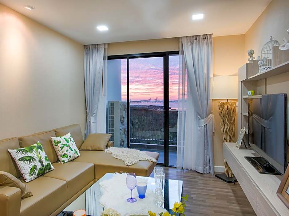 Capetown Sriracha Residence