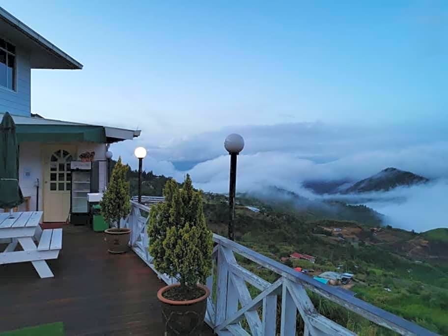 Bayu Senja Lodge