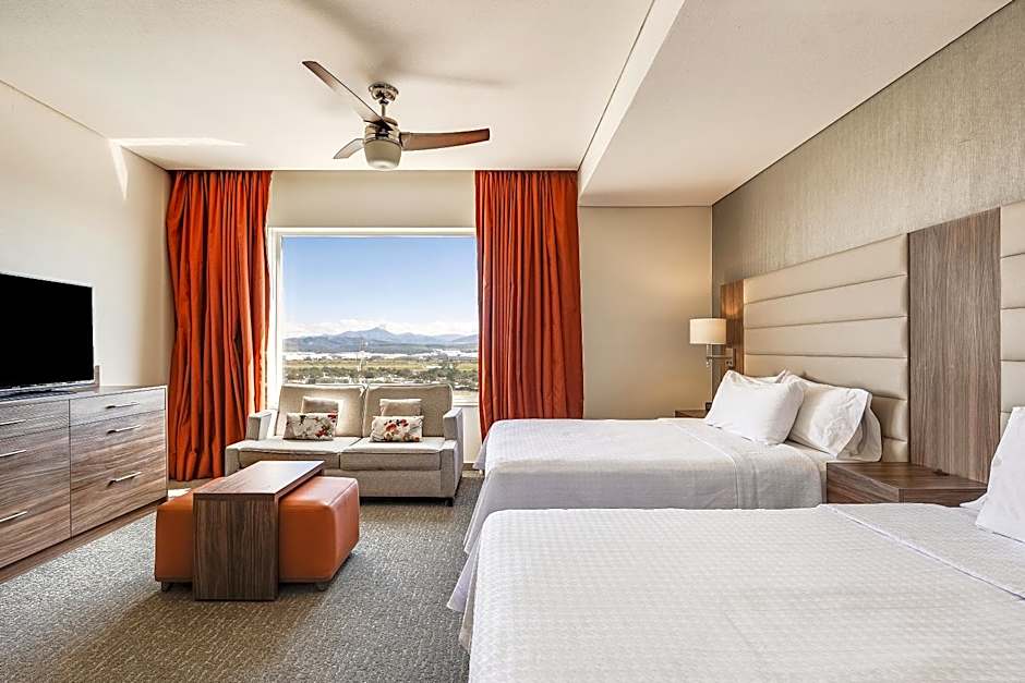 Fiesta Inn Suites Aeropuerto del Bajio