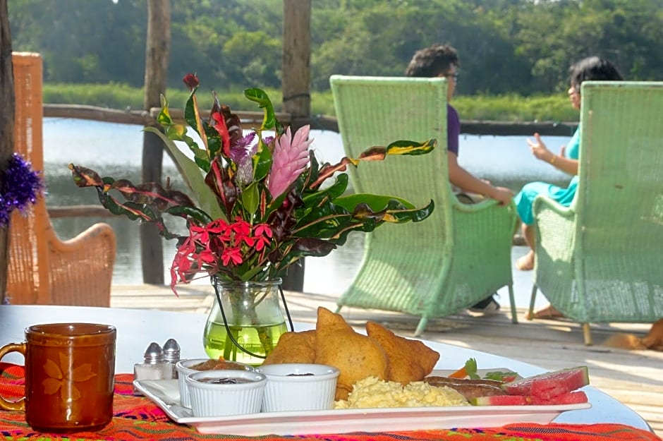 Lamanai Landings Hotel and Marina