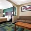 Quality Inn & Suites Arnold