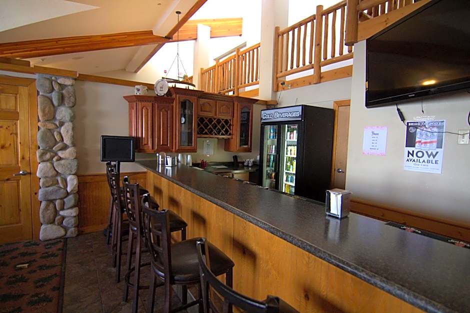 Shell Lake Lodge, a Travelodge by Wyndham