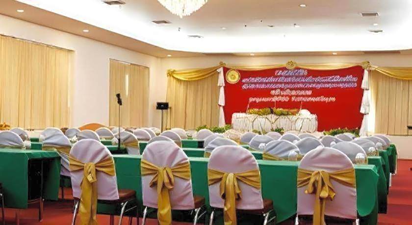 Ayutthaya Grand Hotel