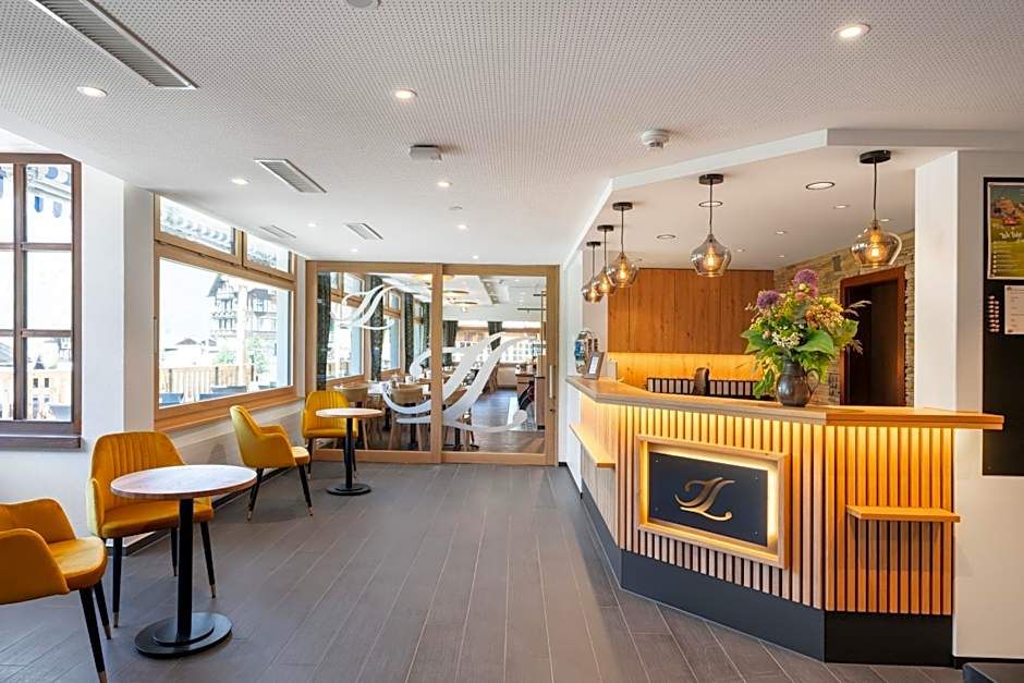 Jungfrau Lodge, Annex Crystal