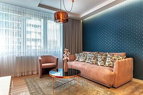 Pure Rental Premium Apartments - Parking Free