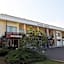 Lotus Family Hotel - Free Parking