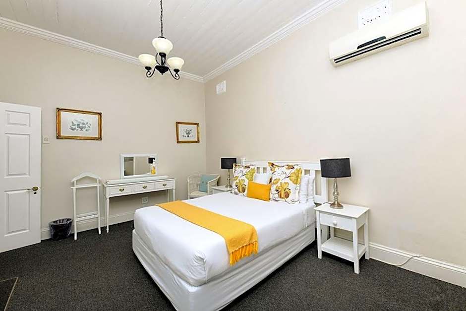 Madeline Grove Bed & Breakfast