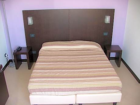 Standard Double or Twin Room with Sea View
