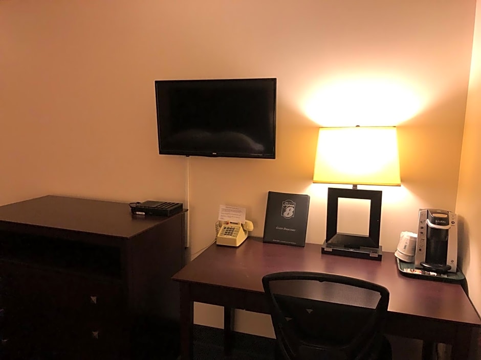 Super 8 by Wyndham Superior WI