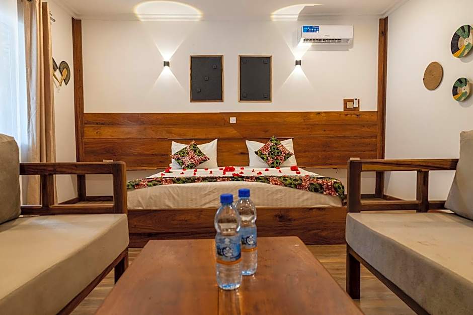 Mem Luxury Apartments and Hotel