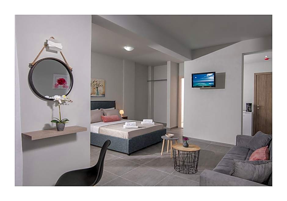 Golden Sunlight Hotel by Estia