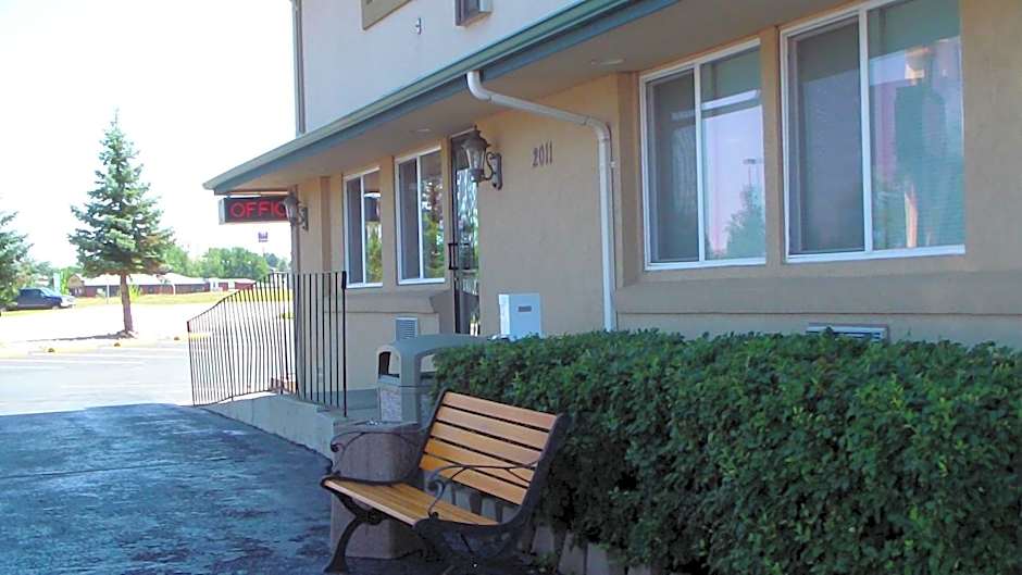 Budget Inn Express