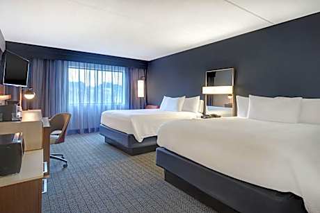 Double Room with Two Queen Beds