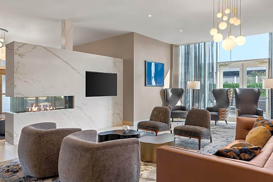 Residence Inn by Marriott New York The Bronx at Metro Center Atrium