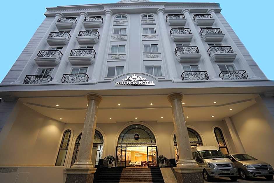 Sandals Lily Hotel