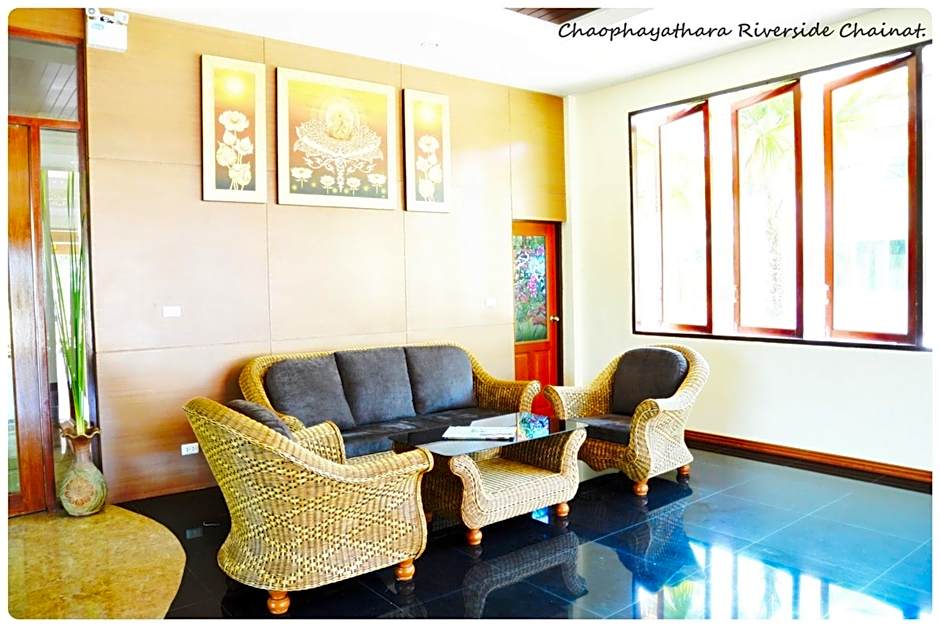 Chaophayathara Riverside Hotel