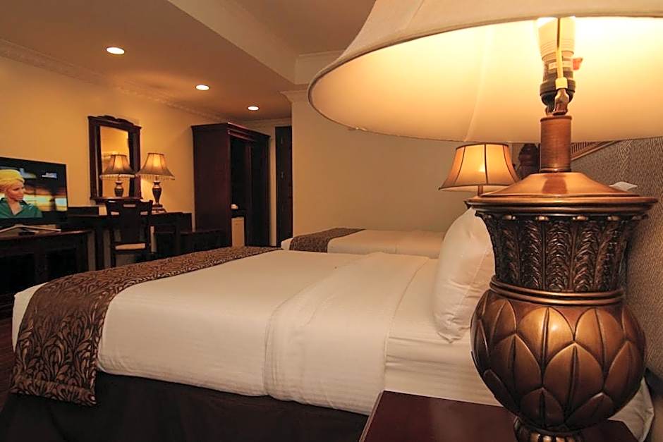 Villa Caceres Hotel