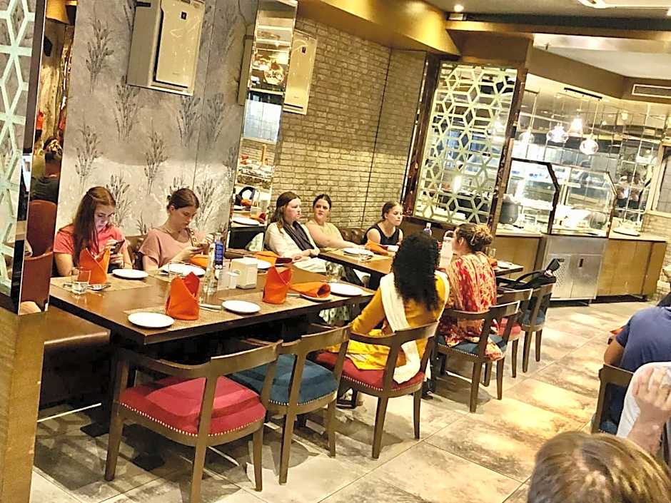 Hotel Paradise Inn Agra