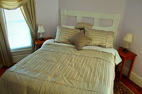 Deluxe Queen Room - Massanutten