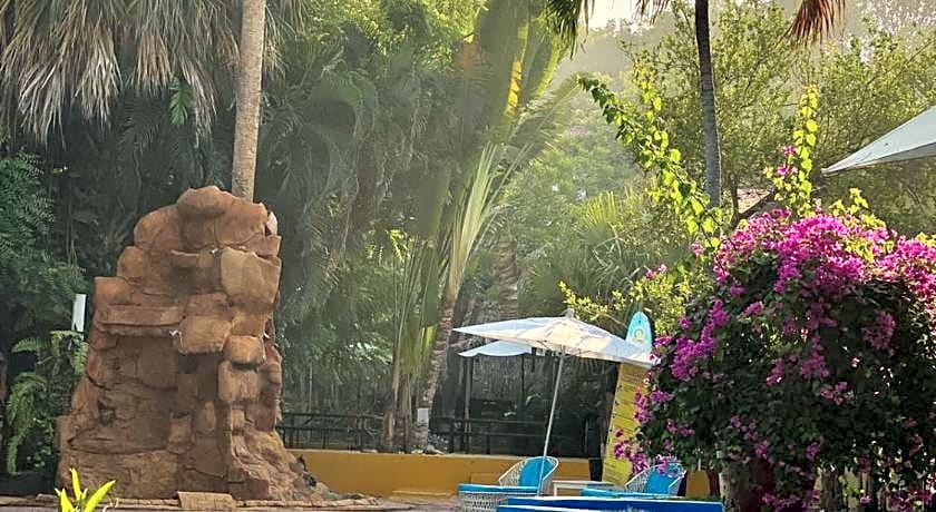 Hotel y Bungalows Acuario