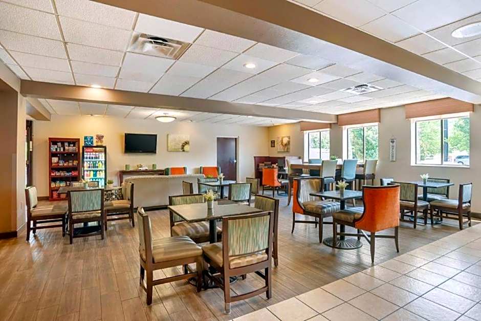 Best Western Plus Oak Mountain Inn