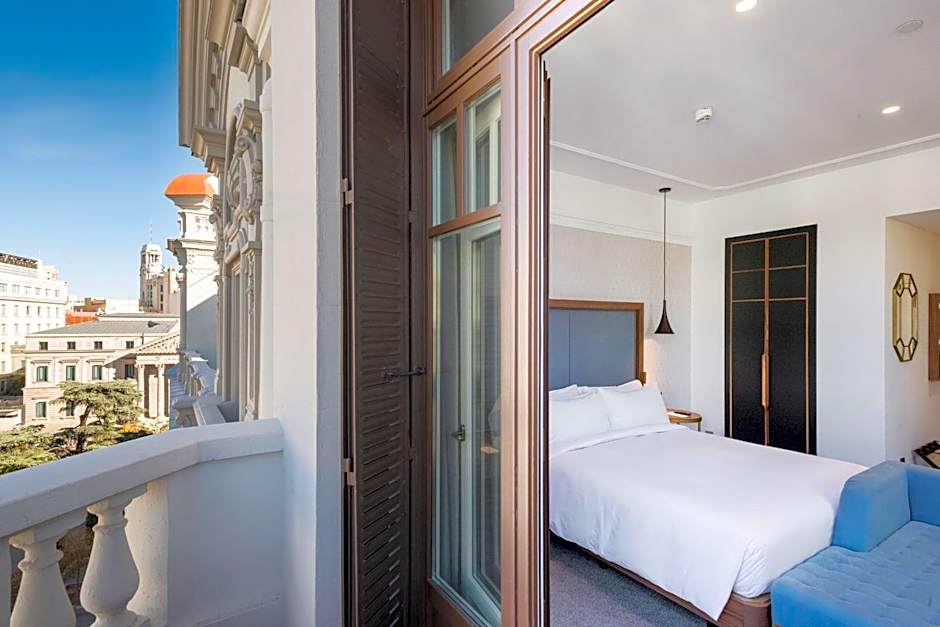 DoubleTree by Hilton Madrid - Prado