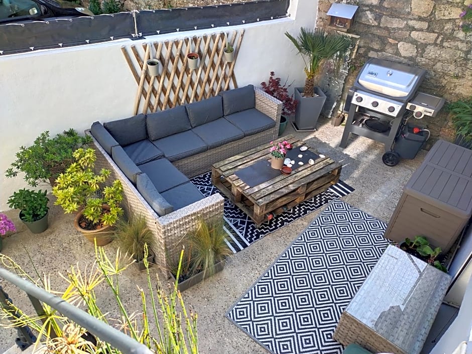 Chambrecosy salle de bain privée