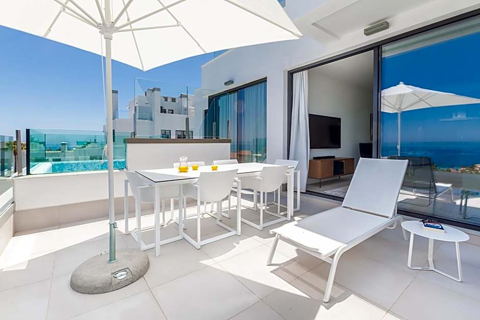 Seaview Residence with private pool