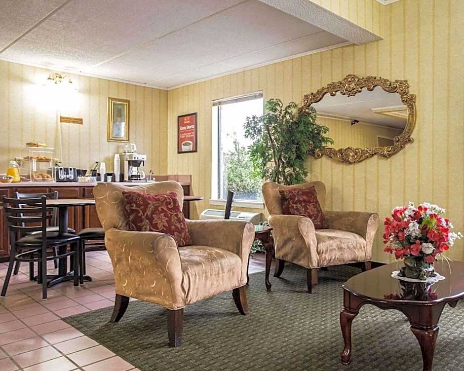 Econo Lodge Inn & Suites Lugoff
