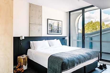 Superior One Bedroom Suite