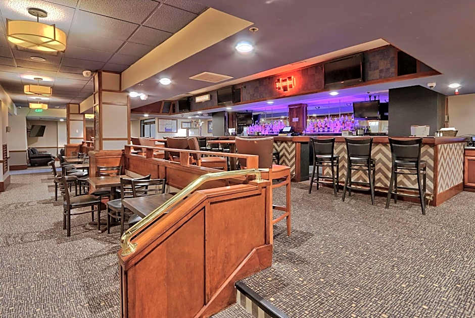 Ramada by Wyndham Albuquerque Midtown