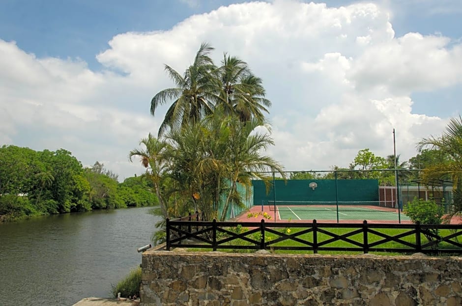 Hotel Plaza Palmas