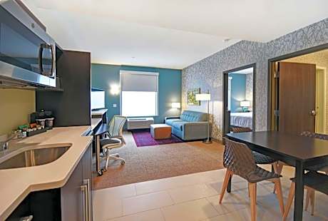 1 King Bed 1 Bedroom Suite Nonsmoking