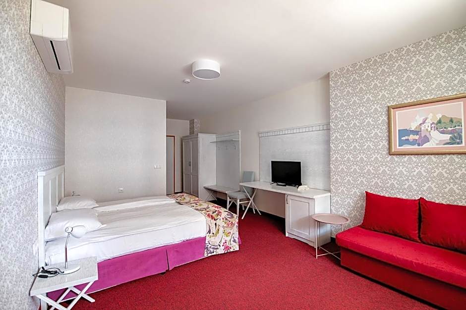 Glamping Alliance Hotel