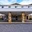 Little Rock Inn and Suites