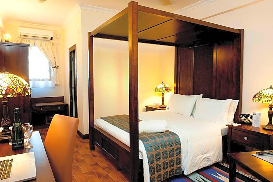 Protea Hotel by Marriott Dar es Salaam Courtyard