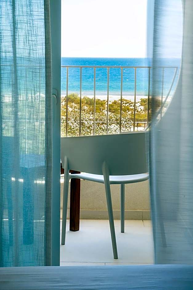 Photo 1 of 1 of Sea View