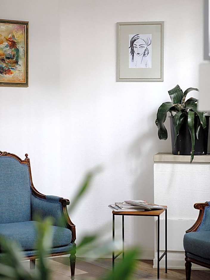Mariinsky Boutique Hotel