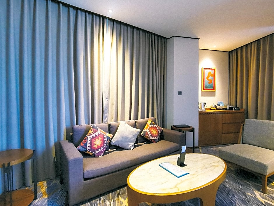 Hilton Garden Inn Shangri-La
