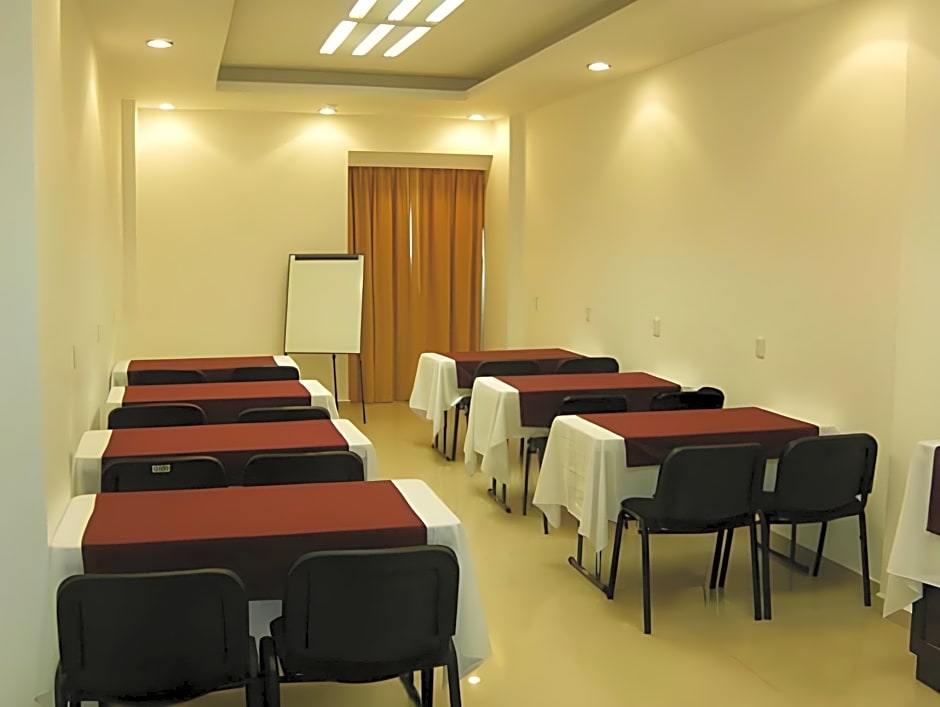 Holiday Inn Express Paraiso - Dos Bocas By IHG