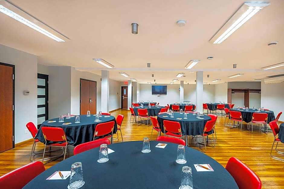 Les Suites de Laviolette, an Ascend Collection Hotel