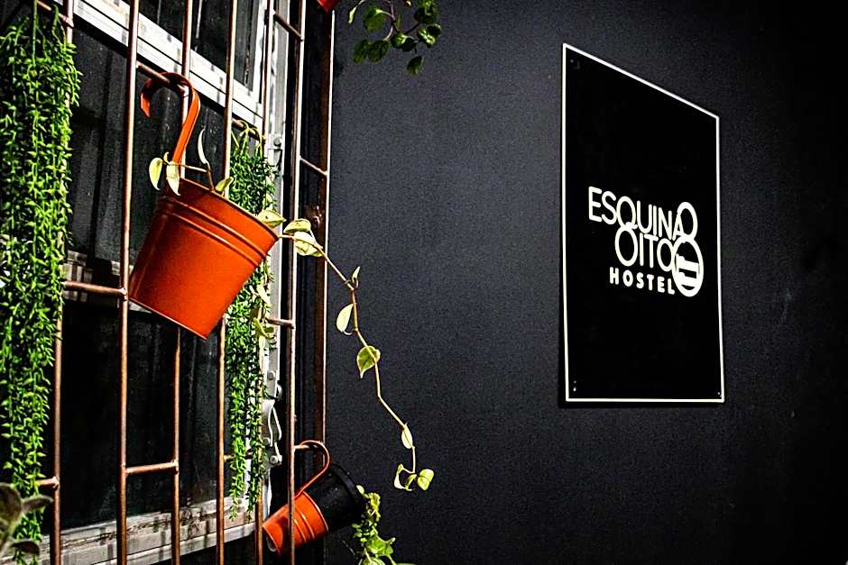 Esquina 8 Suítes Confort & Hostel