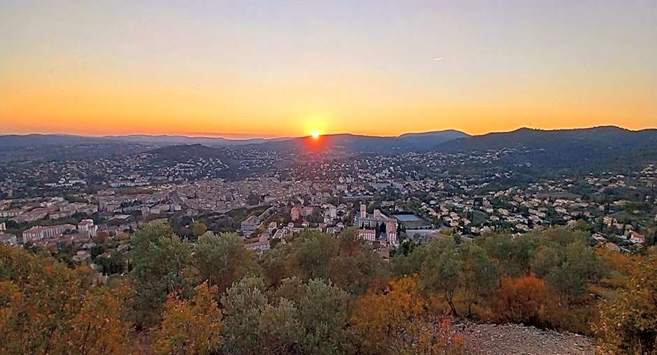 Le Mas des Quintrands Manosque - Motel de charme
