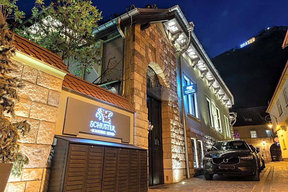 SCHUSTER Boarding House