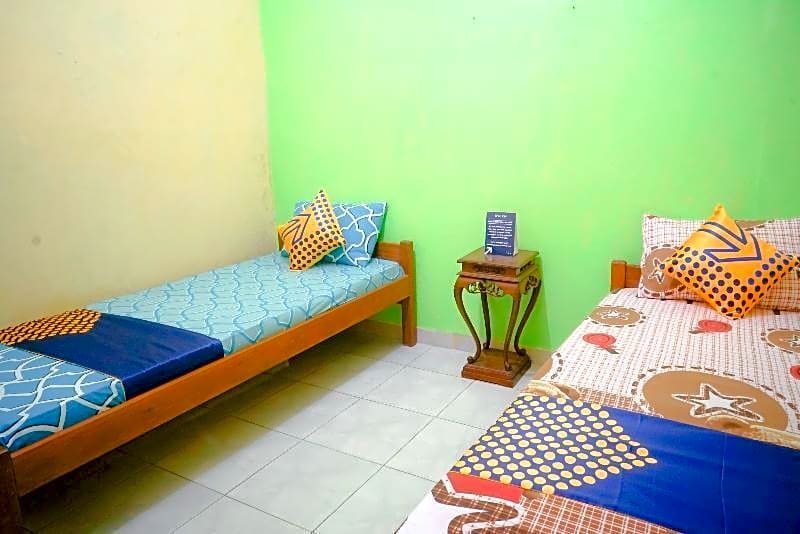 OYO 2440 Wallet Family Residence Syariah