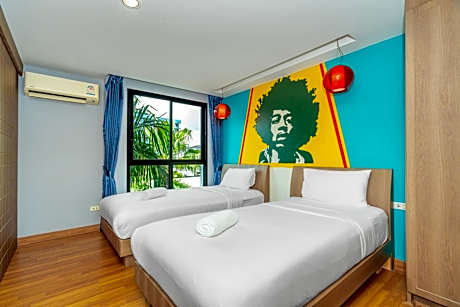 Deluxe Twin Room
