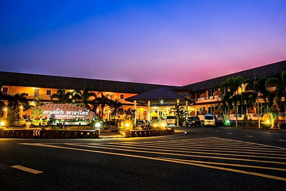 Khao Saming Paradise Resort